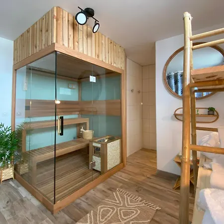 White House, Maison d'hôtes